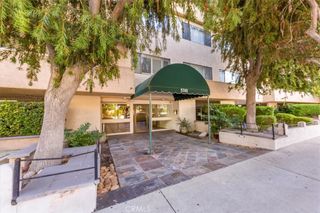 5310 Zelzah Unit 114, Encino, CA 91316