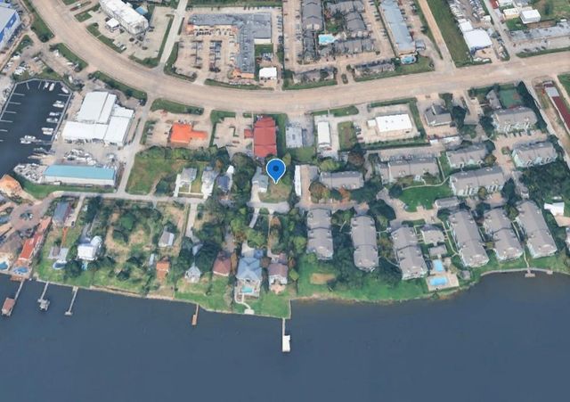 2906 Seargent Street, Seabrook, TX 77586