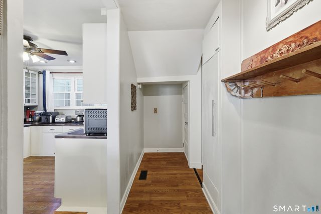 22 Robinson Avenue, Danbury, CT 06810