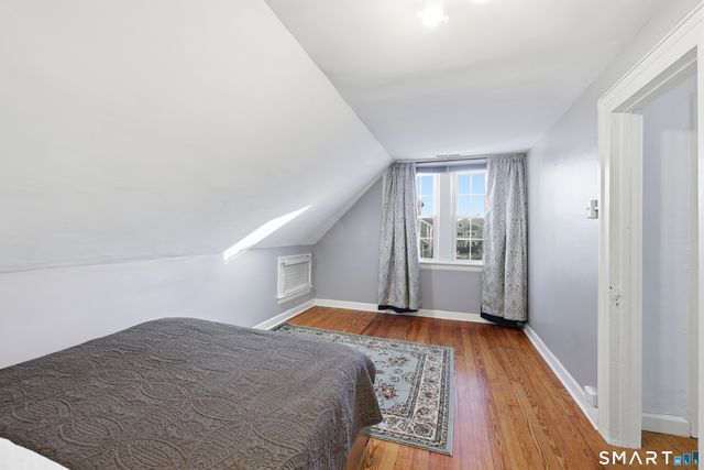 22 Robinson Avenue, Danbury, CT 06810