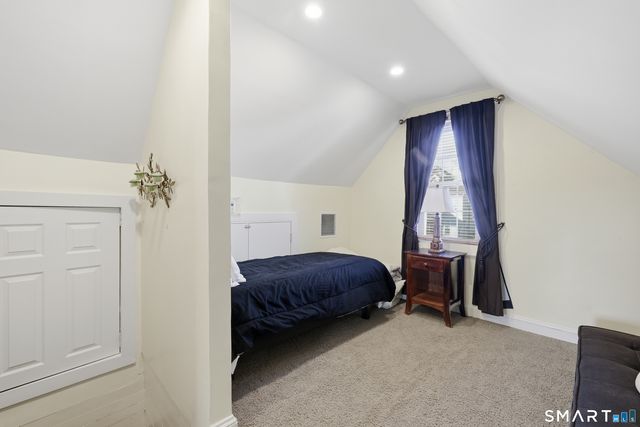 22 Robinson Avenue, Danbury, CT 06810