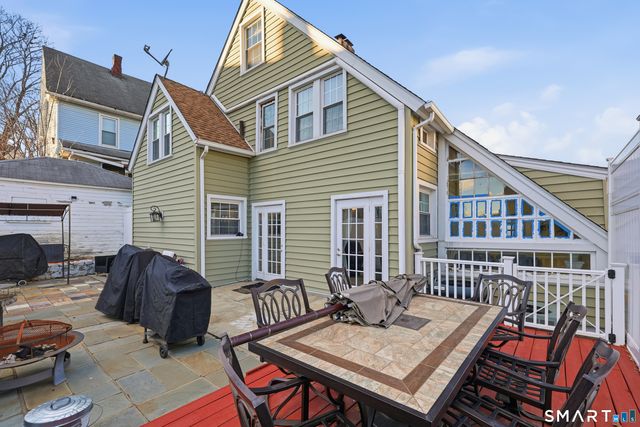 22 Robinson Avenue, Danbury, CT 06810