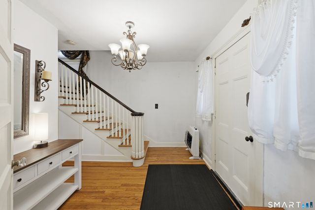 22 Robinson Avenue, Danbury, CT 06810