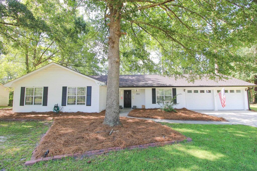 2821 Clayton Drive, Other Georgia, GA 31602