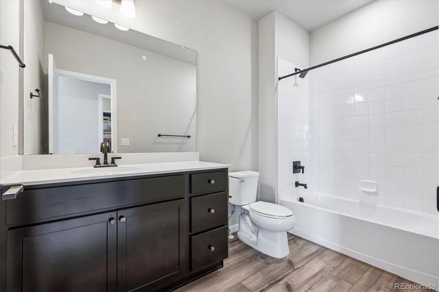 516 Luton Drive, Castle Pines, CO 80108
