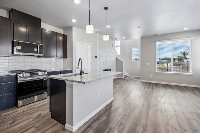 516 Luton Drive, Castle Pines, CO 80108