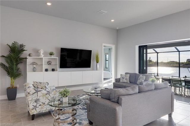 1720 Burnt Store RD N, Cape Coral, FL 33993