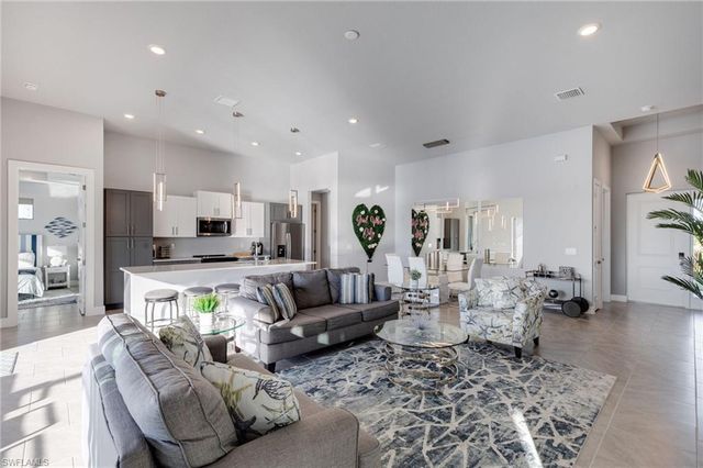 1720 Burnt Store RD N, Cape Coral, FL 33993