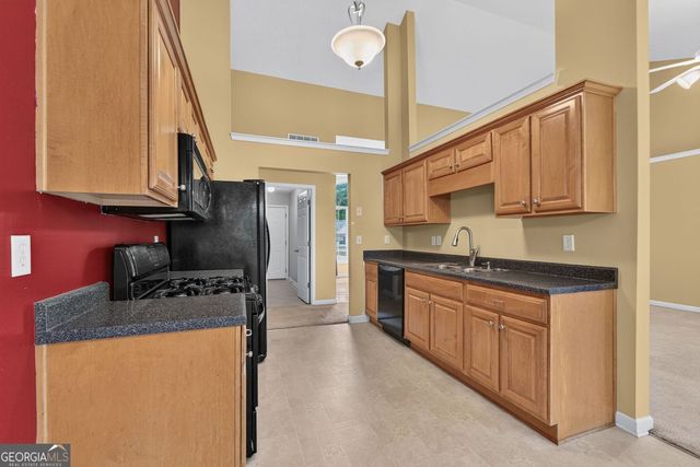 260 Sandstone Drive, Hampton, GA 30228