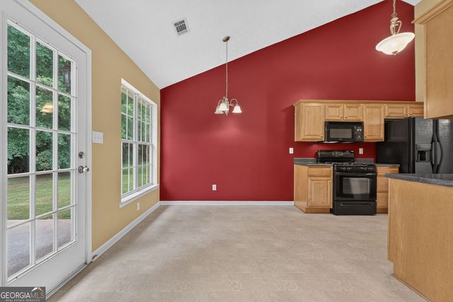 260 Sandstone Drive, Hampton, GA 30228