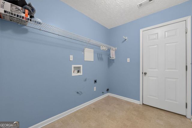 260 Sandstone Drive, Hampton, GA 30228
