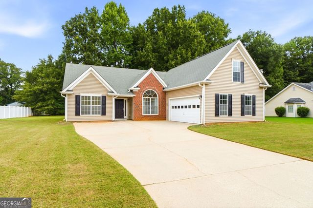 260 Sandstone Drive, Hampton, GA 30228