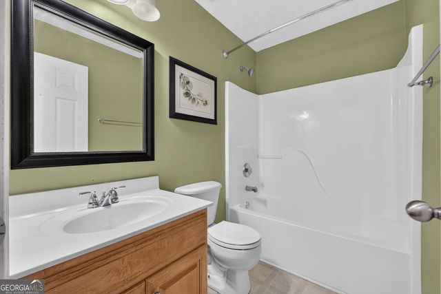 260 Sandstone Drive, Hampton, GA 30228