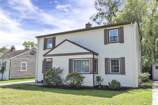 21237 Westwood Road, Fairview Park, OH 44126