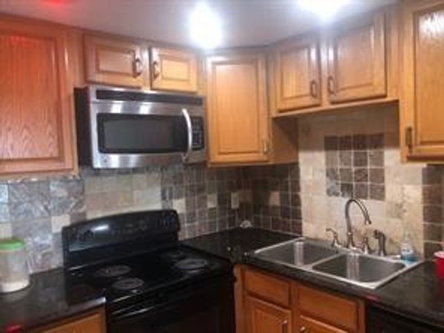 4174 Inverrary Drive 907, Lauderhill, FL 33319
