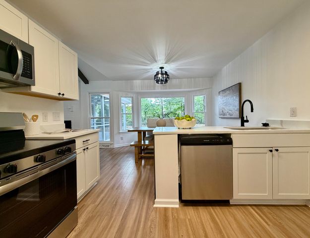 2526 Longbranch Drive, Charleston, SC 29414