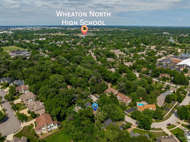 1310 Champion Forest Court, Wheaton, IL 60187