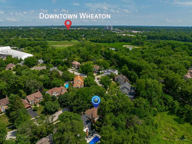 1310 Champion Forest Court, Wheaton, IL 60187