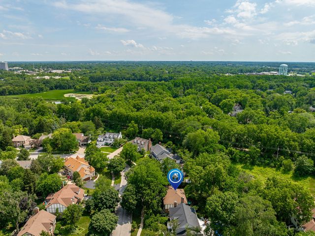 1310 Champion Forest Court, Wheaton, IL 60187