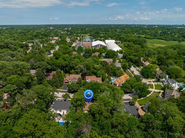 1310 Champion Forest Court, Wheaton, IL 60187