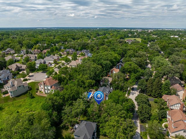 1310 Champion Forest Court, Wheaton, IL 60187