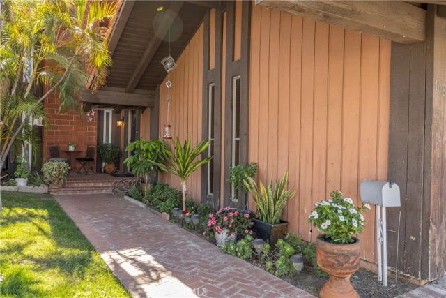 108 S Shakespeare, Anaheim, CA 92806