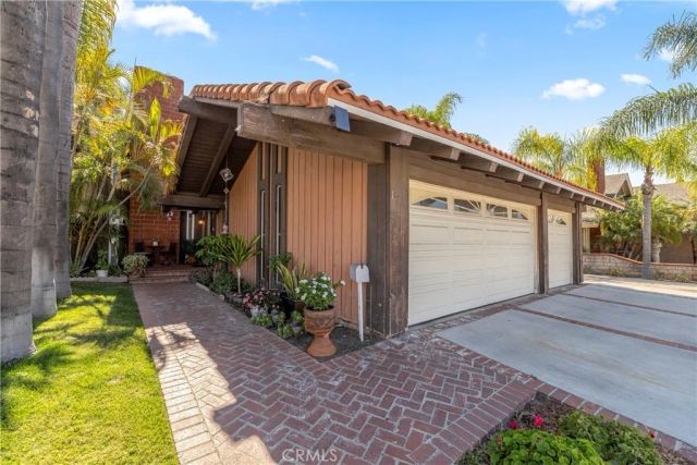 108 S Shakespeare, Anaheim, CA 92806