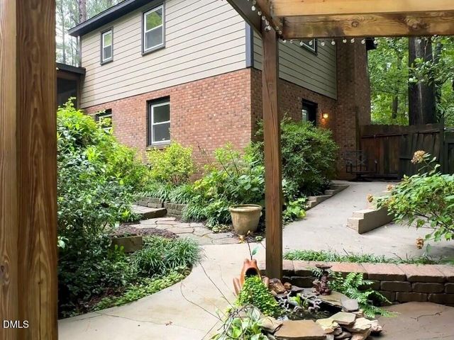 107 Mccloud Court, Cary, NC 27511