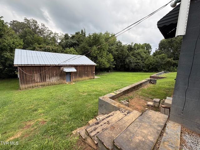 619 South Mckee Street, Greeneville, TN 37743