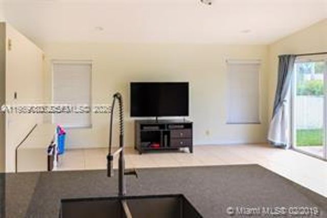 19150 SW 16th St, Pembroke Pines, FL 33029