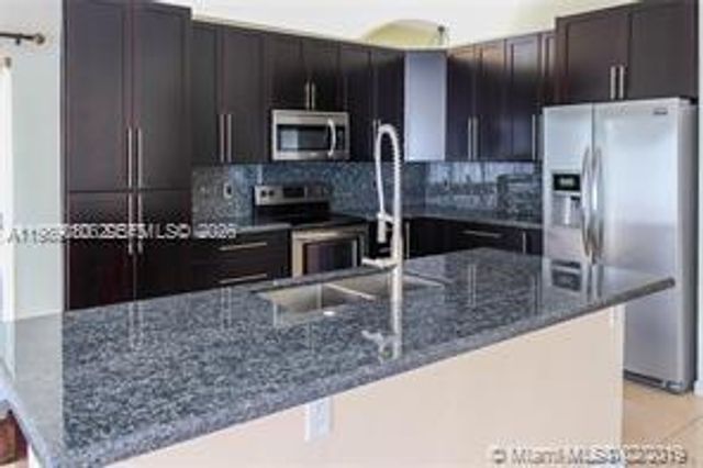 19150 SW 16th St, Pembroke Pines, FL 33029