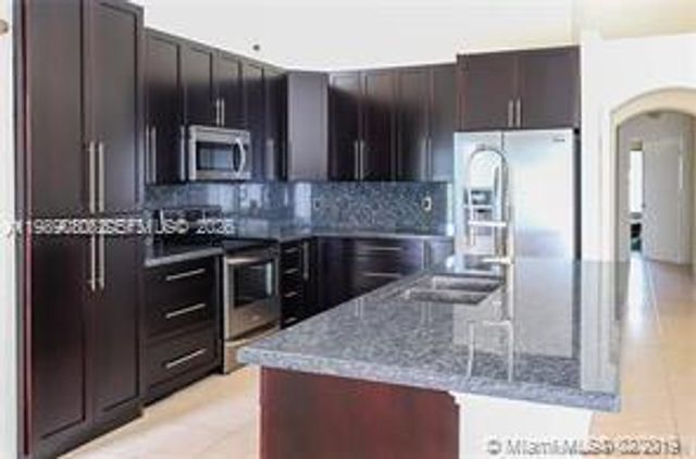 19150 SW 16th St, Pembroke Pines, FL 33029