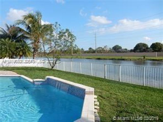 19150 SW 16th St, Pembroke Pines, FL 33029