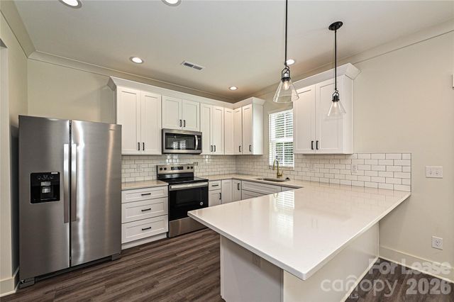 729 Wabash Avenue B, Charlotte, NC 28208