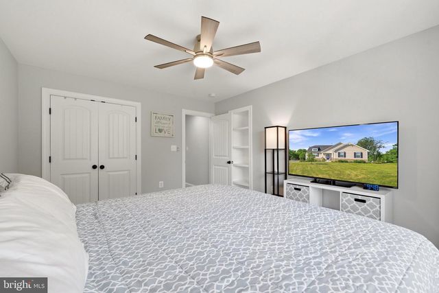 111 CHANTERELLE CT, Stephens City, VA 22655