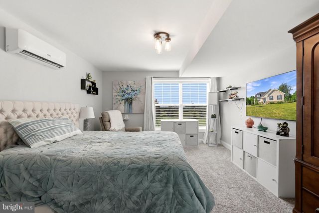 111 CHANTERELLE CT, Stephens City, VA 22655