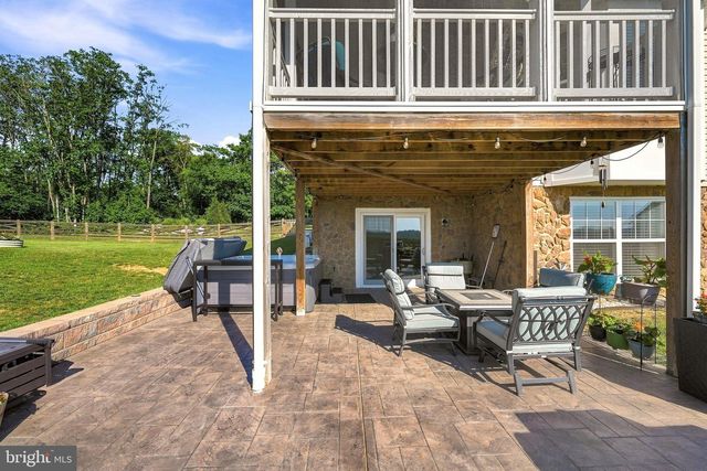111 CHANTERELLE CT, Stephens City, VA 22655