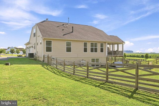111 CHANTERELLE CT, Stephens City, VA 22655