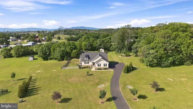 111 CHANTERELLE CT, Stephens City, VA 22655