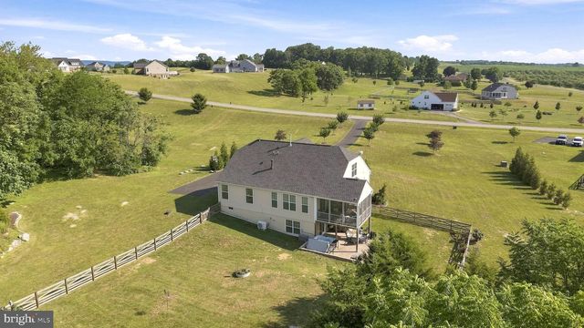 111 CHANTERELLE CT, Stephens City, VA 22655