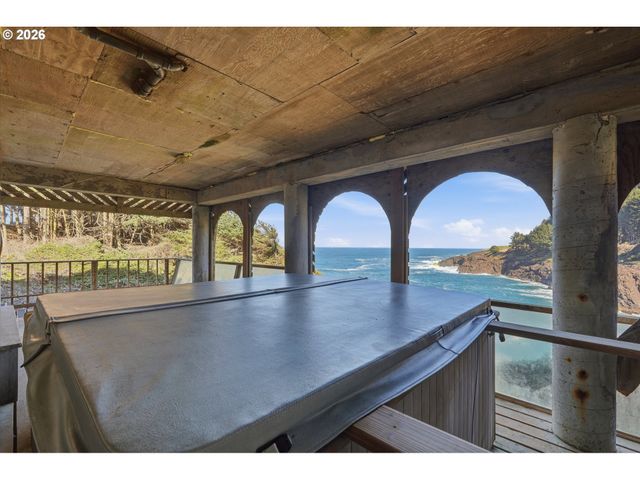 3355 OTTER CREST Loop, Depoe Bay, OR 97341