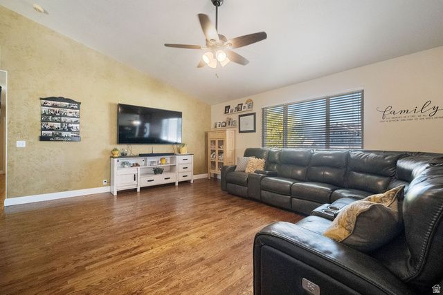 1508 W BRIGADOON PARK DR, West Jordan, UT 84088