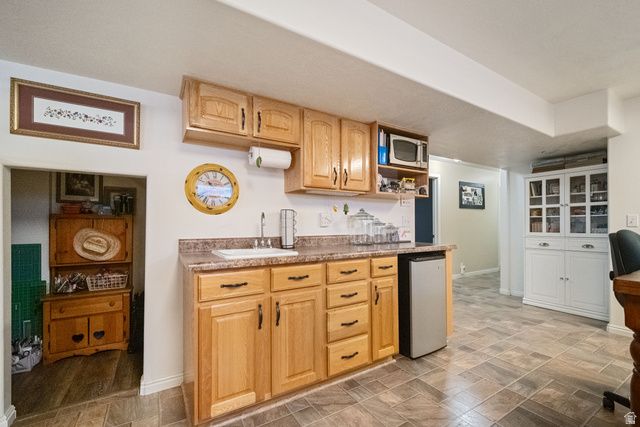 1508 W BRIGADOON PARK DR, West Jordan, UT 84088