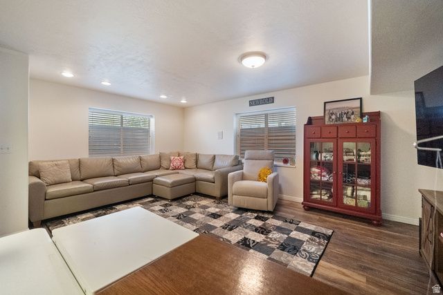 1508 W BRIGADOON PARK DR, West Jordan, UT 84088