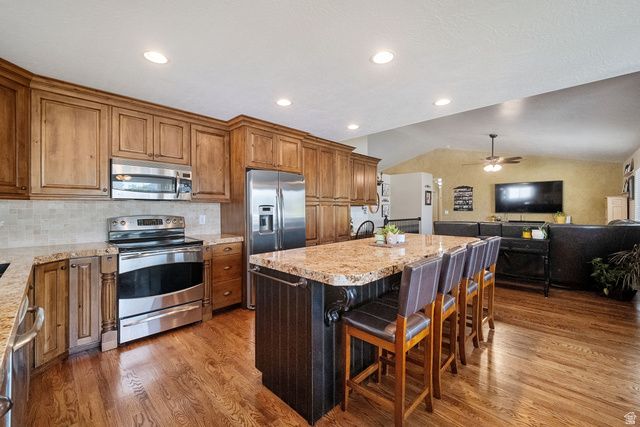 1508 W BRIGADOON PARK DR, West Jordan, UT 84088
