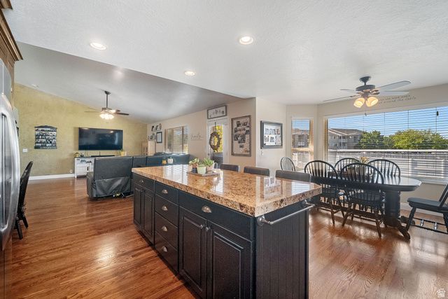 1508 W BRIGADOON PARK DR, West Jordan, UT 84088