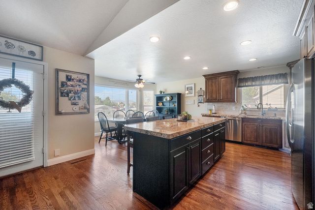1508 W BRIGADOON PARK DR, West Jordan, UT 84088
