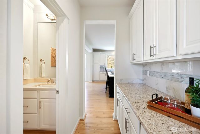 10922 NE 194th Drive, Bothell, WA 98011