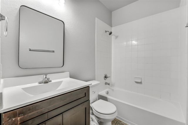 18607 Legend Oaks Drive, Magnolia, TX 77355