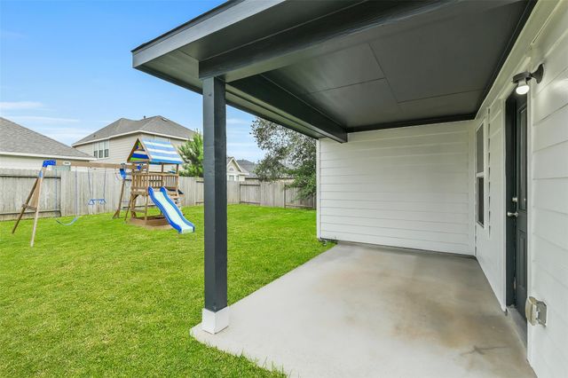 18607 Legend Oaks Drive, Magnolia, TX 77355